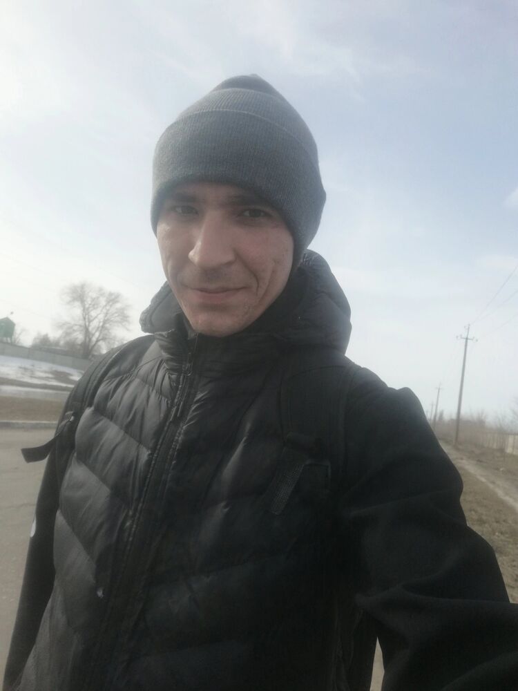  46898221  , 31 ,    