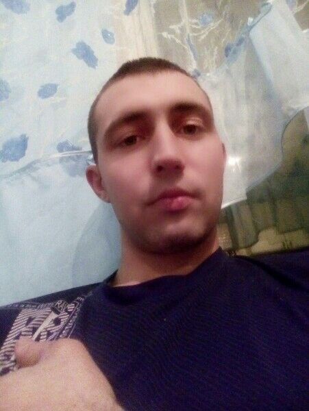 14819091  Anatol, 31 ,    