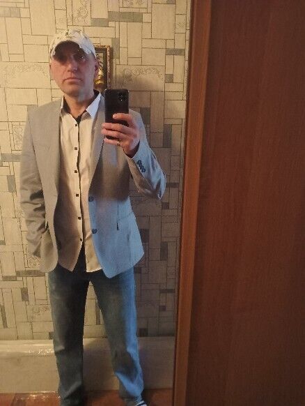  ,   Andrey, 42 ,   ,   