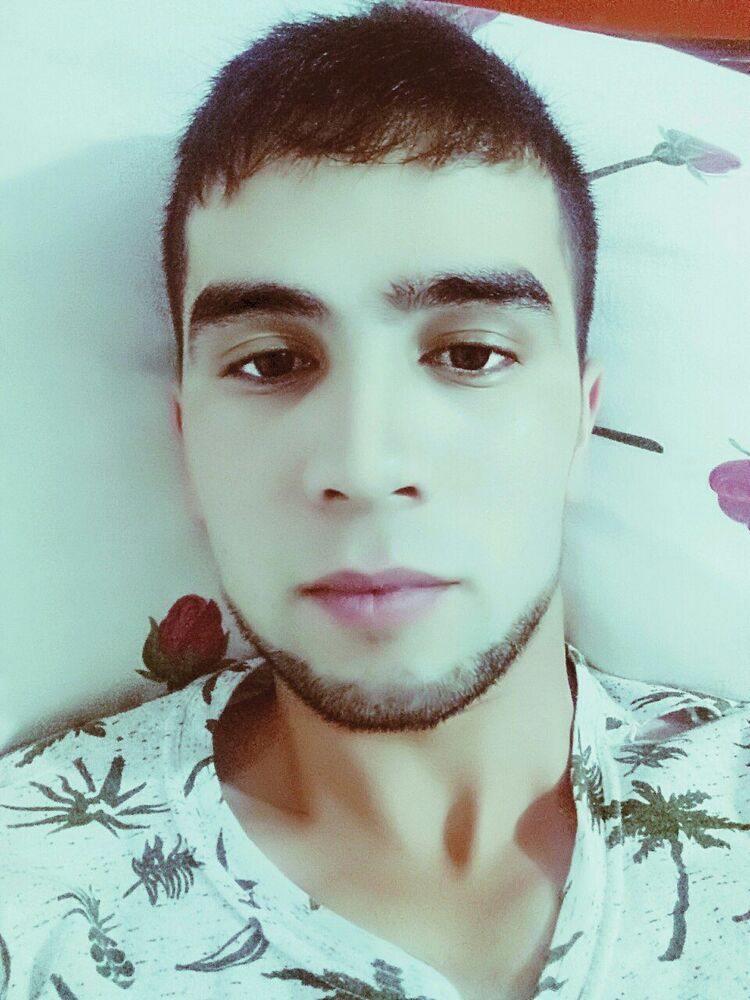  48509991  Alijan, 28 ,    