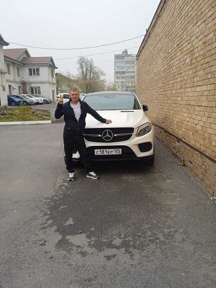  54659051  Karim, 39 ,    