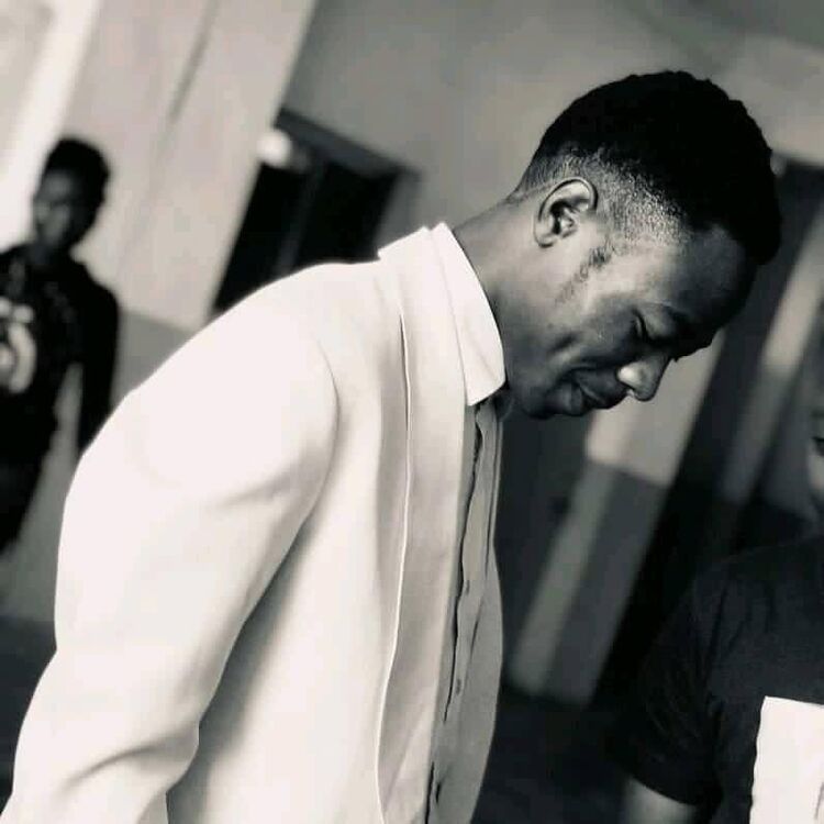 ���������� ������������, ���� ������� Emmanuel, 27 ���, ������������ ��� ������, ����� � ���������