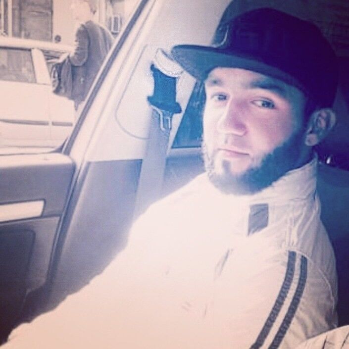  18546891  Hadji, 31 ,    