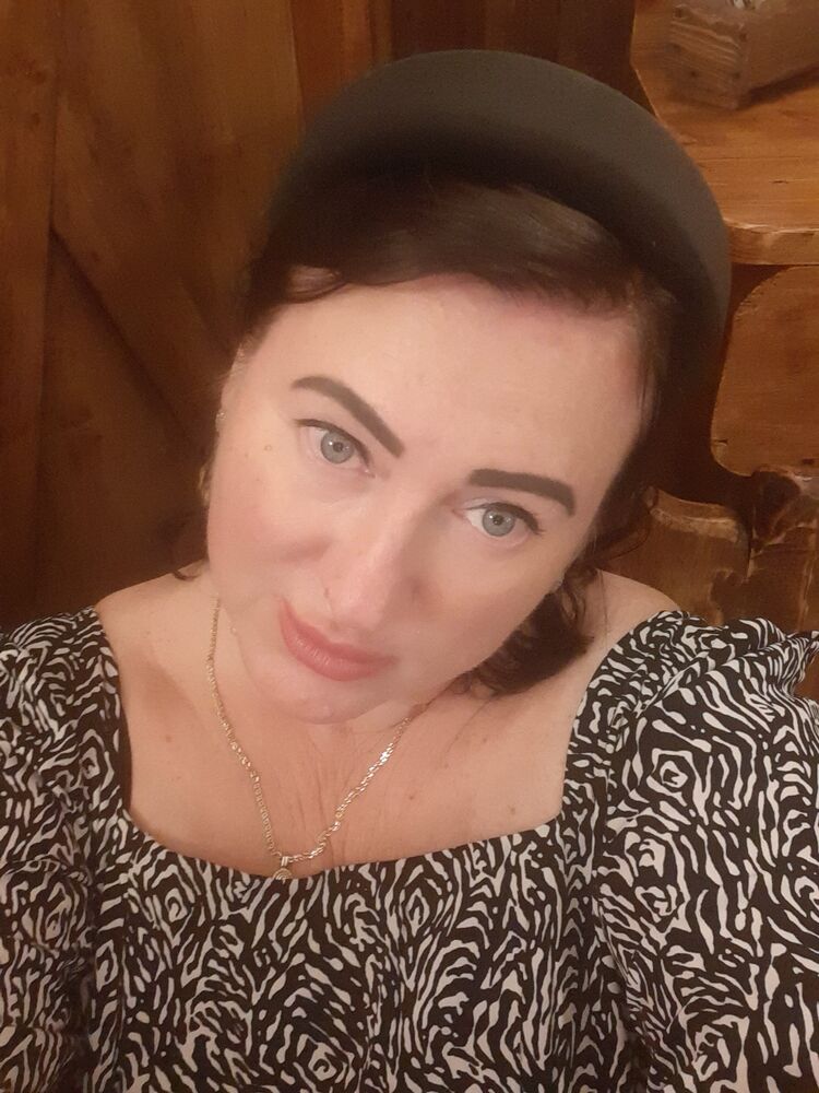  ,   Tatyana, 53 ,   c 