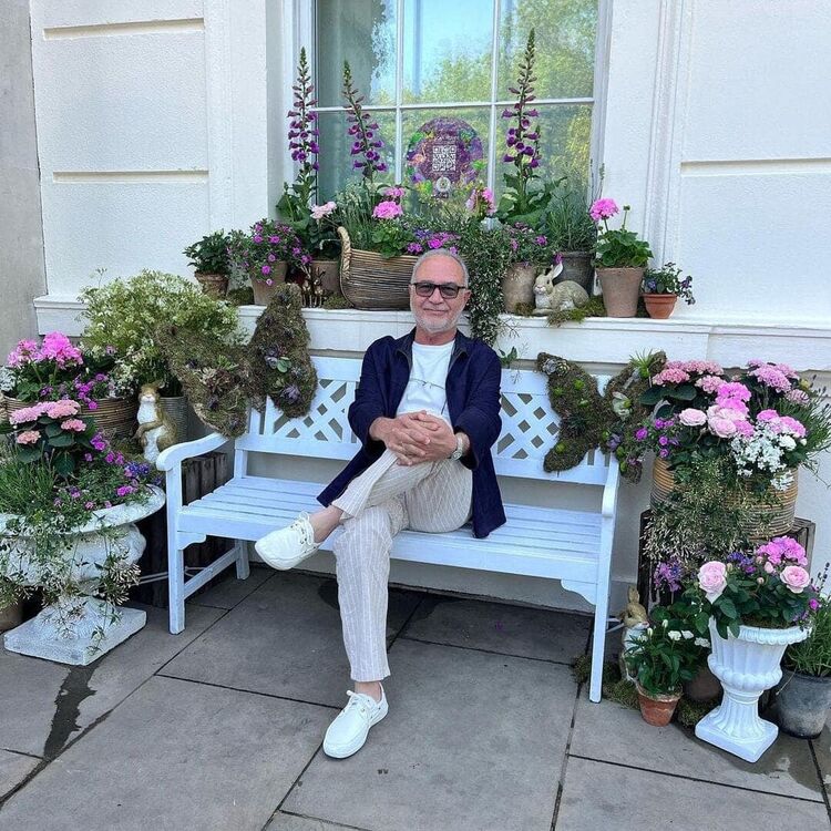   ,   , 61 ,   ,   