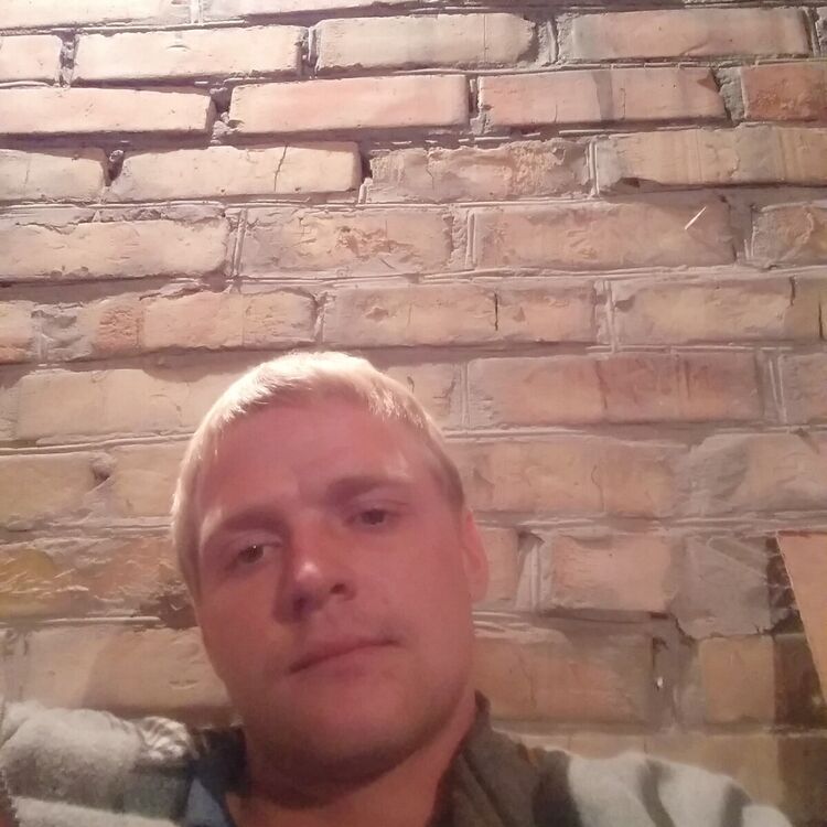  21389911  , 32 ,    