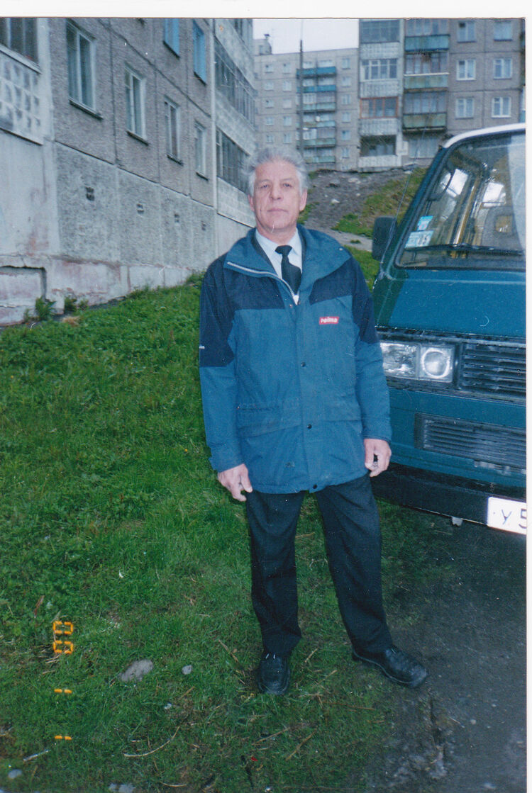  23361641  Wiktor, 75 ,    