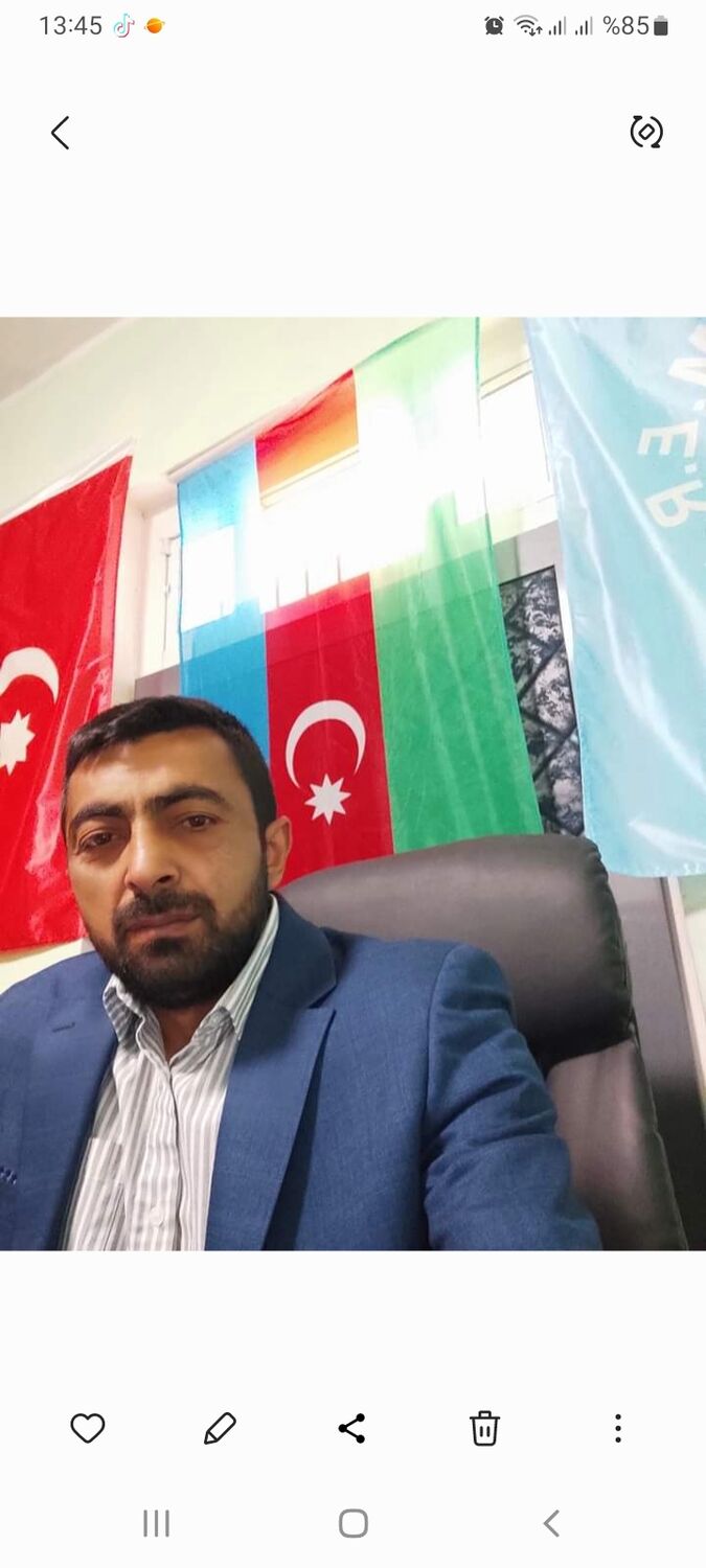  44538991  Rauf, 45 ,    