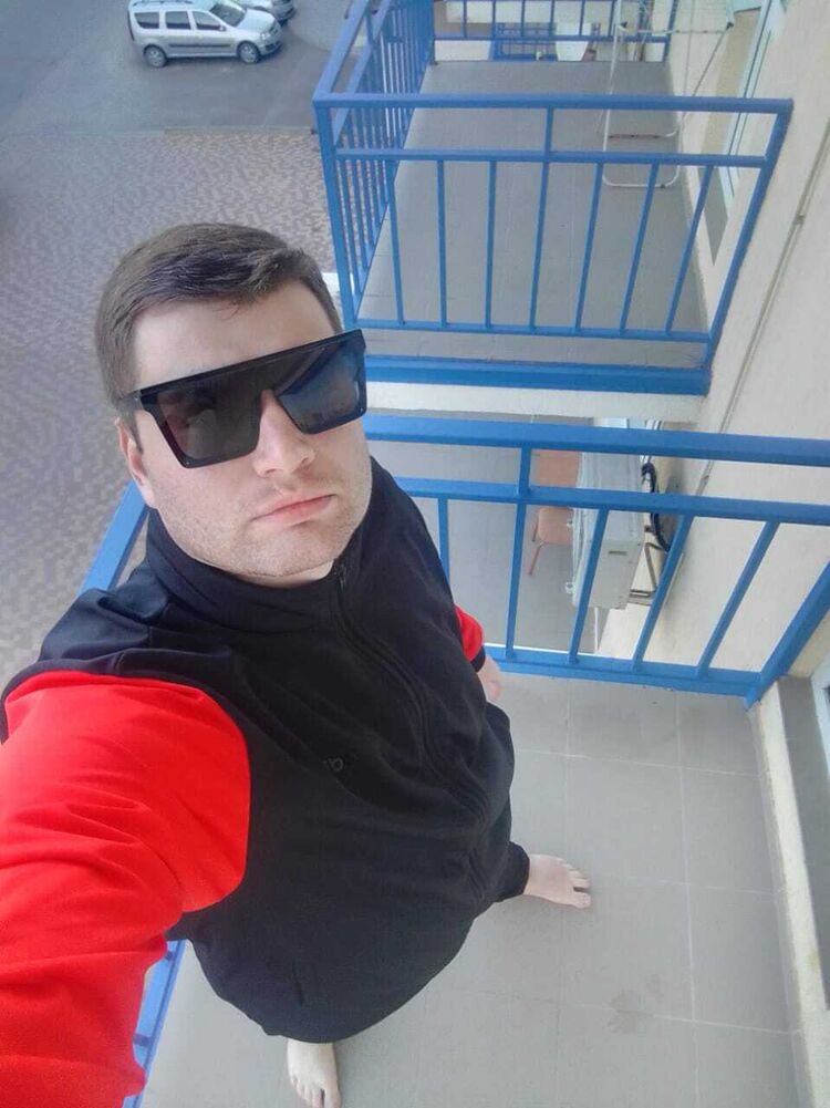  36919891  DENIS, 37 ,    