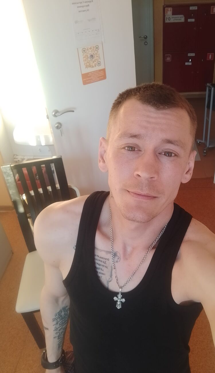  47073321  , 33 ,    