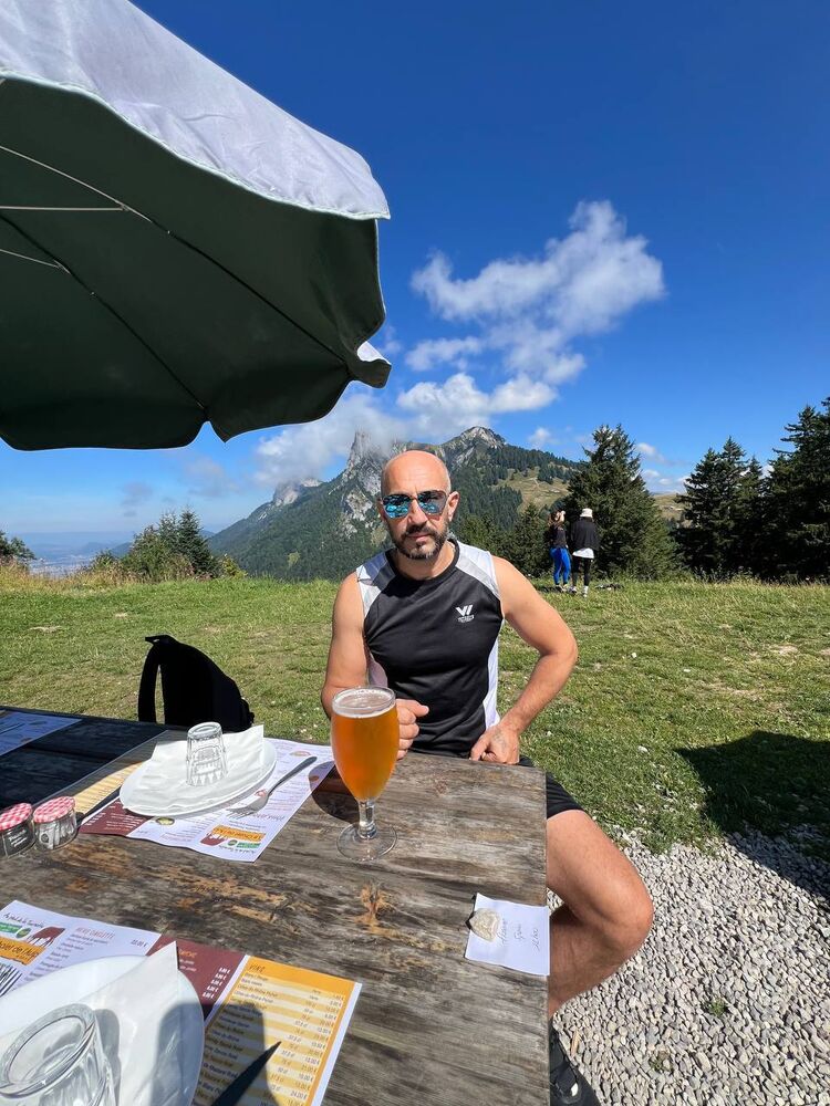  53289341  Serhii, 46 ,    Annecy-Le-Vieux