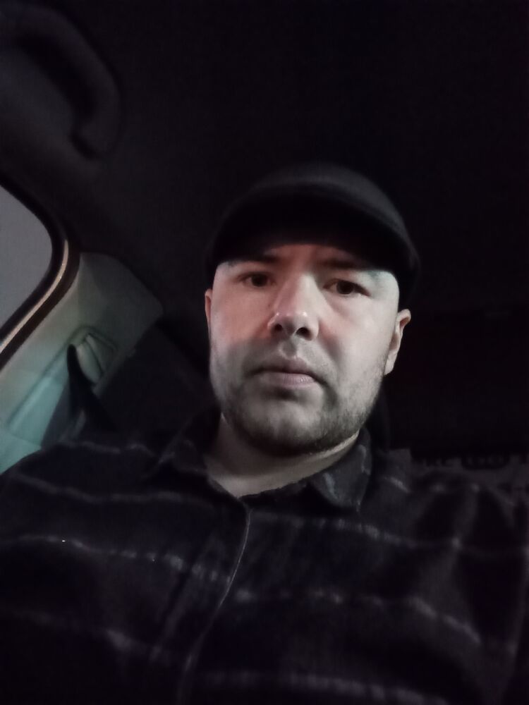  47998351  Jaxongir, 28 ,    