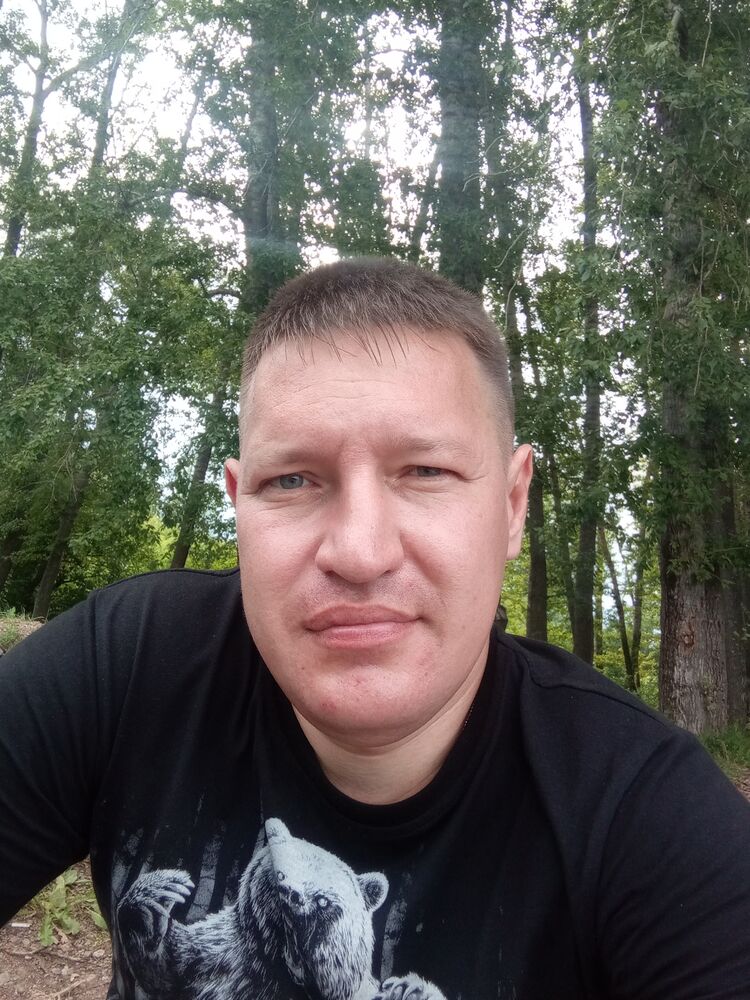  46357841  Vlad, 39 ,    