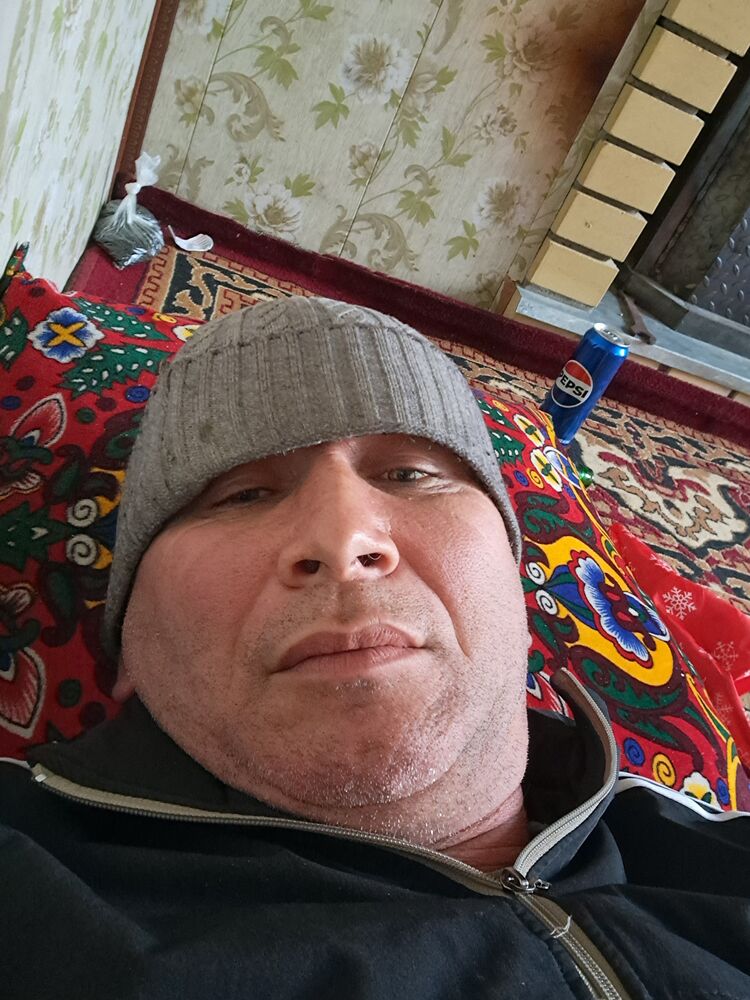  ,   Aziz, 39 ,   ,   