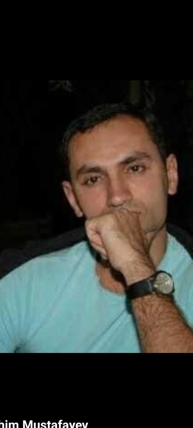  54026151  Murad, 43 ,    