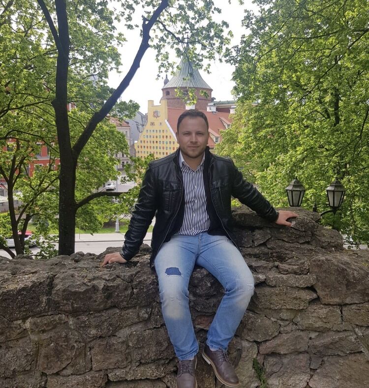  54636541  , 49 ,    -