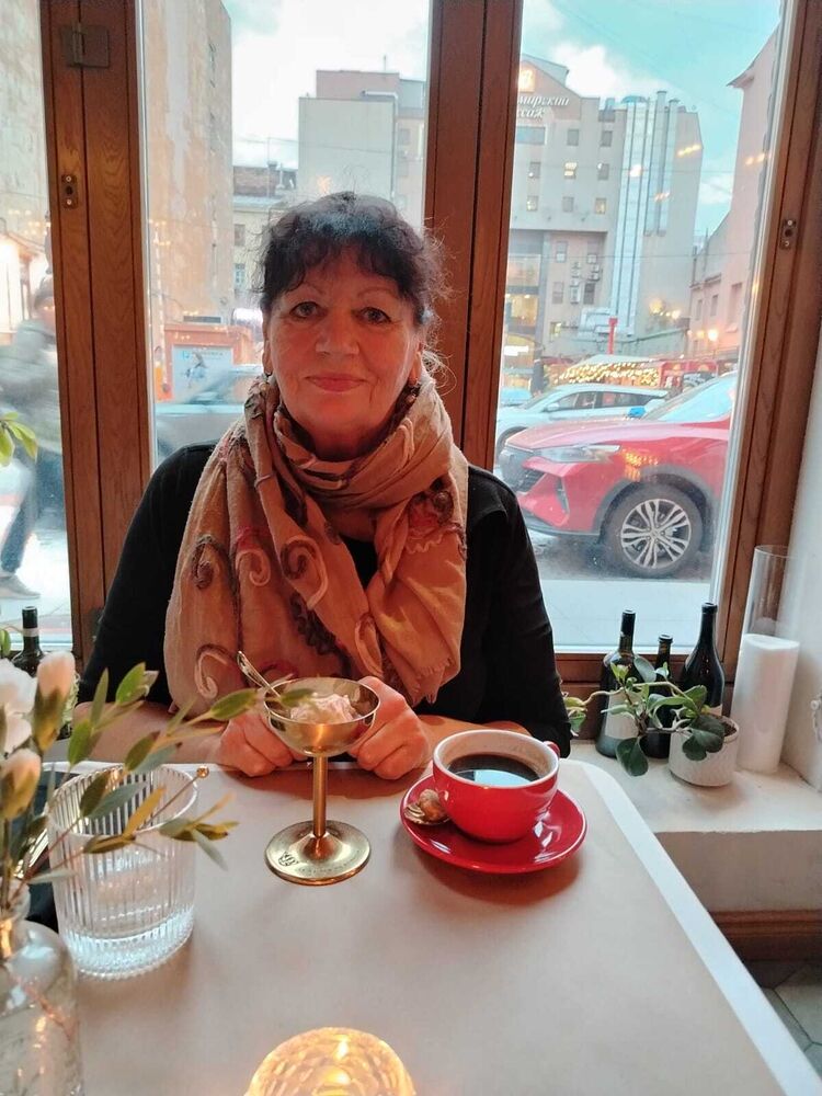  53743461  , 62 ,    -