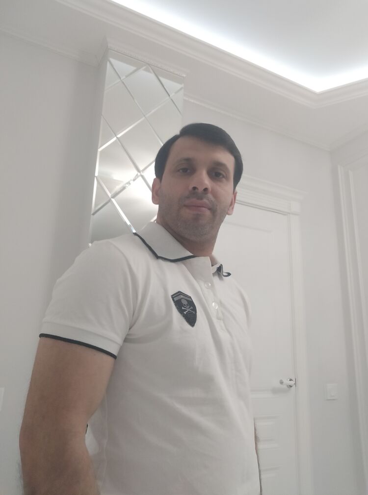  52286241  , 37 ,    
