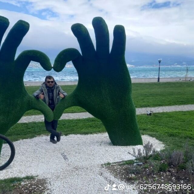  33498441  Mahmud, 27 ,    