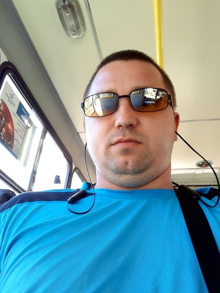 ���� 20448451 ������� �������, 37 ���, ���� ���������� � �����-����������