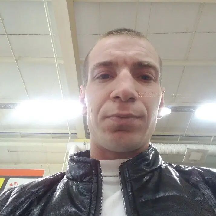  48337401  , 37 ,    
