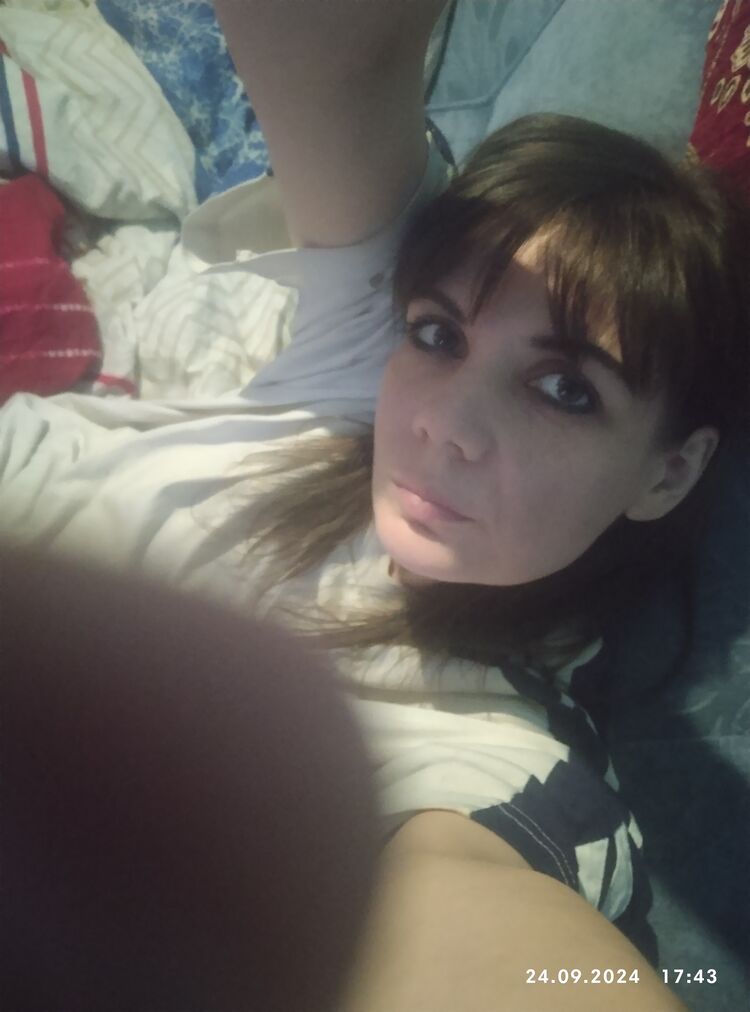  46415851  Lena, 36 ,     