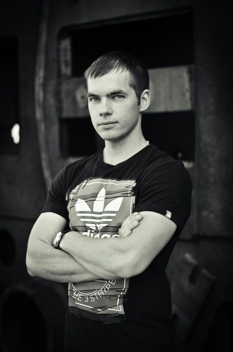  ,   Serhij, 34 ,   