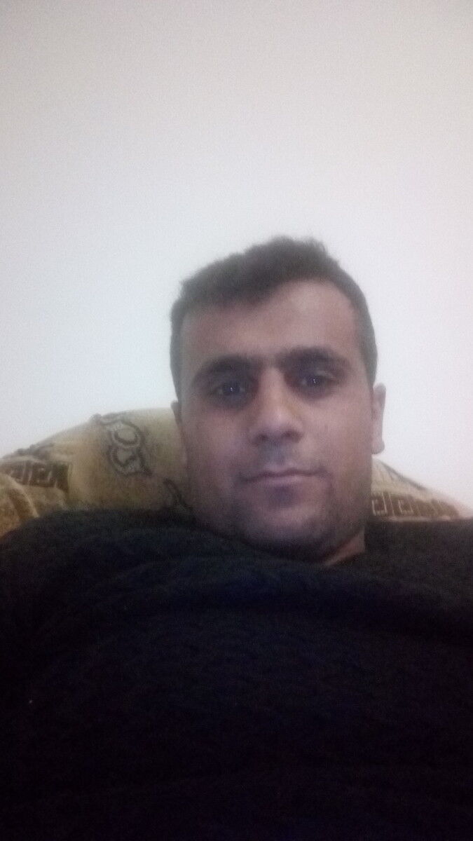  ,   Armen, 35 ,   ,   , c 