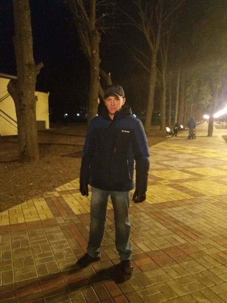  18424801  , 40 ,    