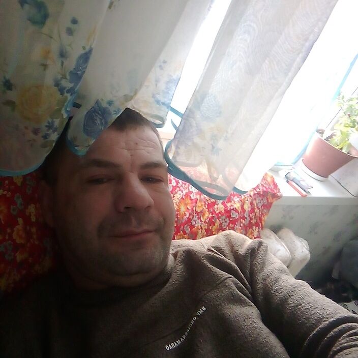  49540921  , 42 ,    
