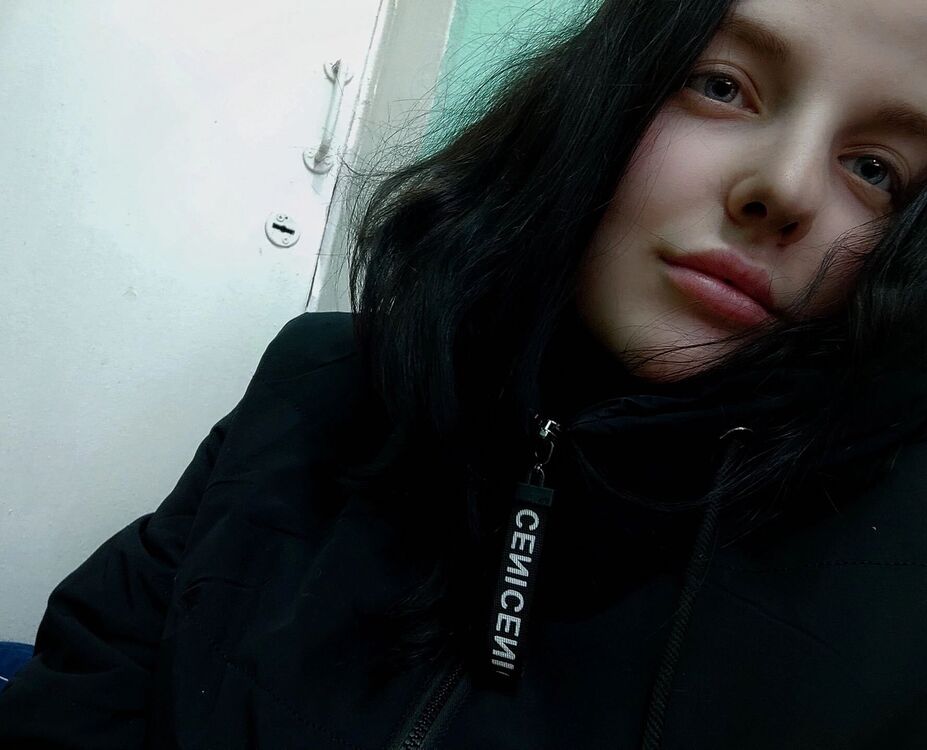  47327601  , 24 ,    