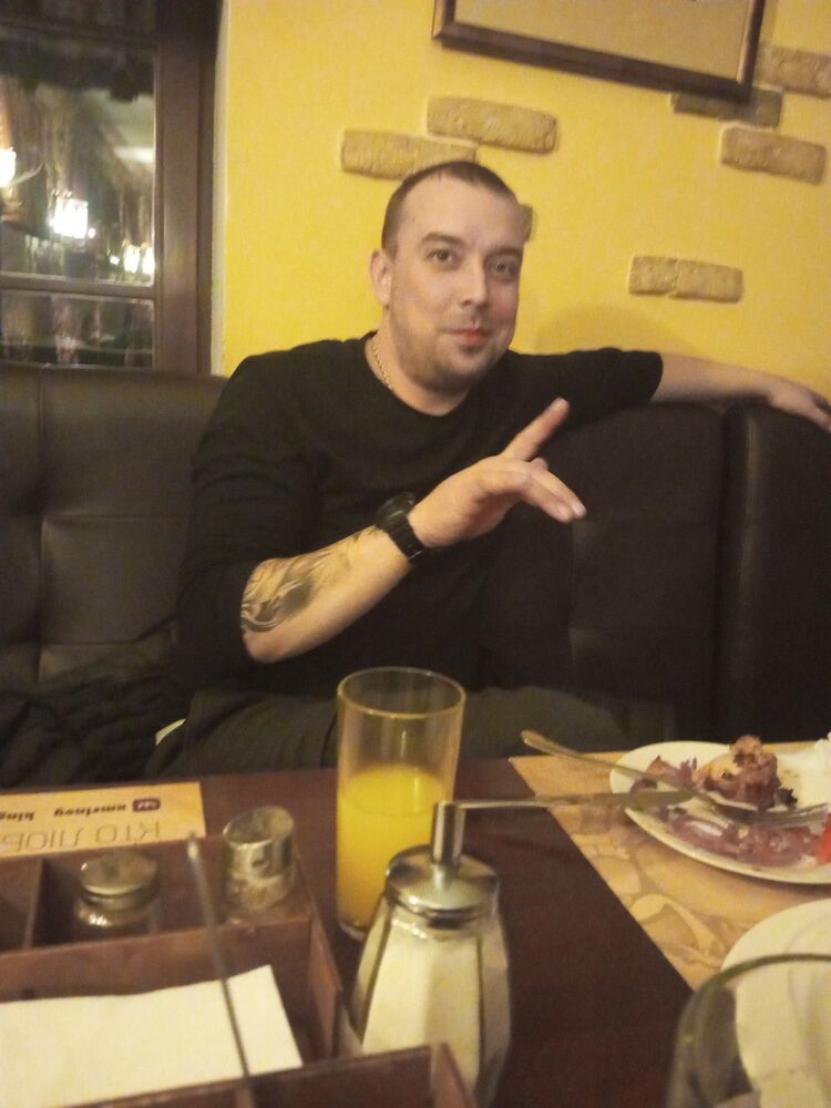  52590541  , 33 ,    