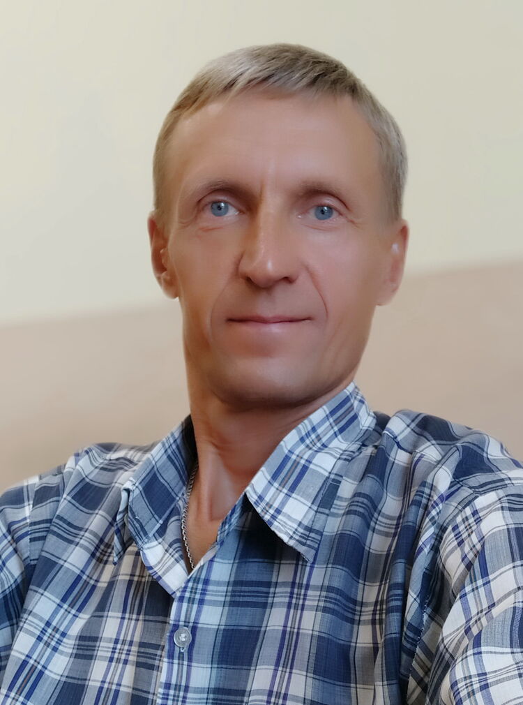 31205011  Izumrud, 53 ,    -