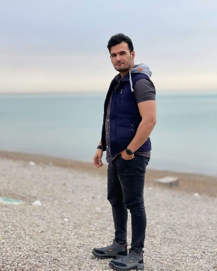  53089571  Amin, 29 ,    