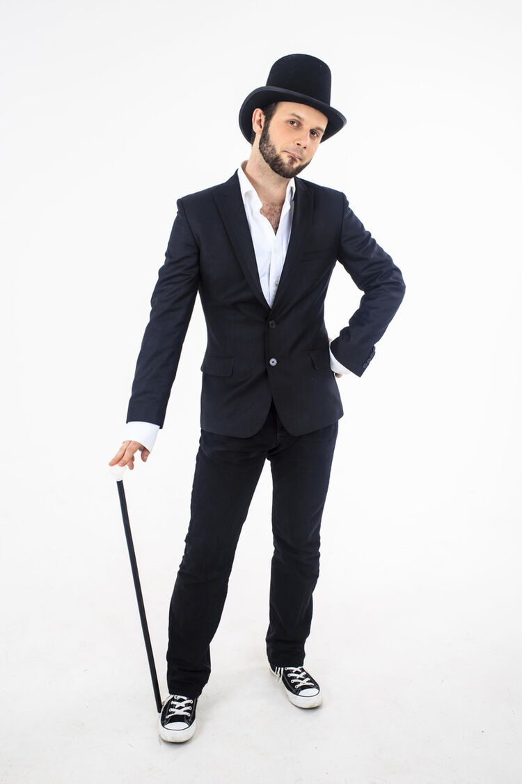  17978721  Roberts, 37 ,    