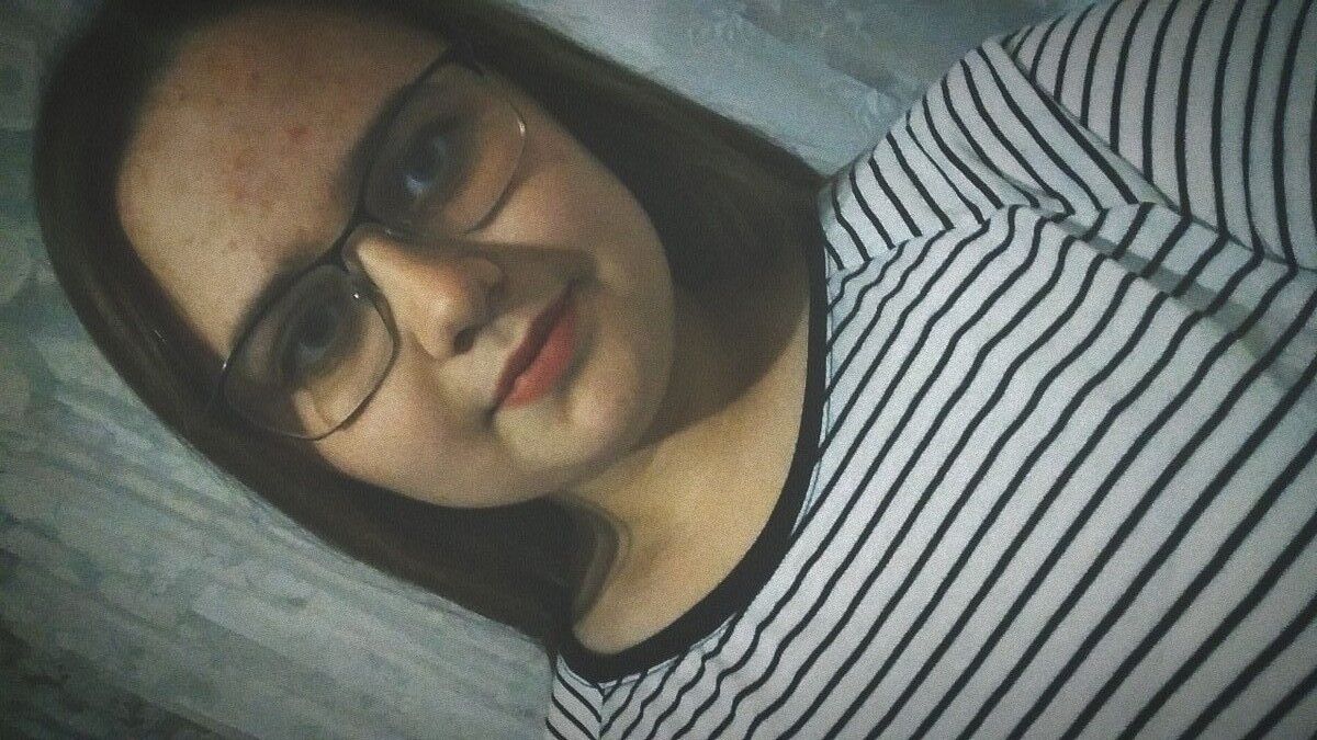  ,   Innesa, 25 ,   ,   , c 