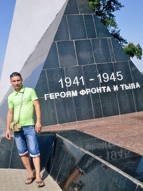  ,   Vitaliy, 40 ,   