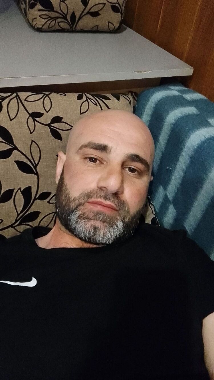  42225721  Arman, 35 ,    --