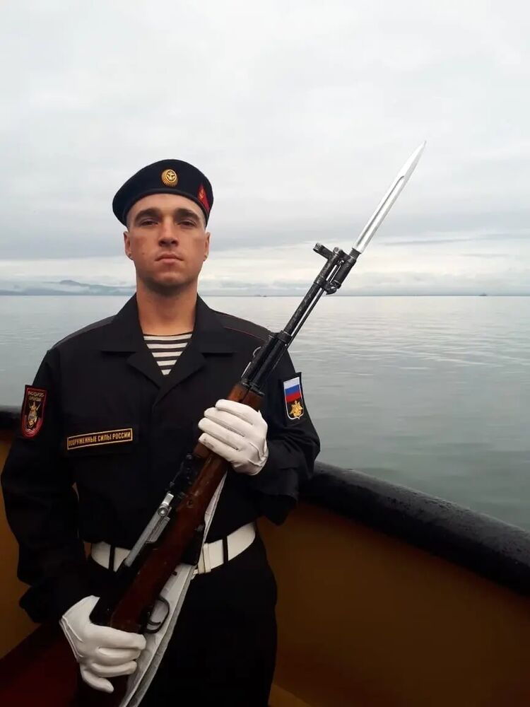  34370661  , 27 ,    -