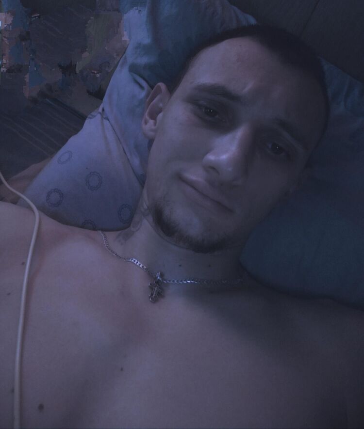  41034931  , 28 ,    