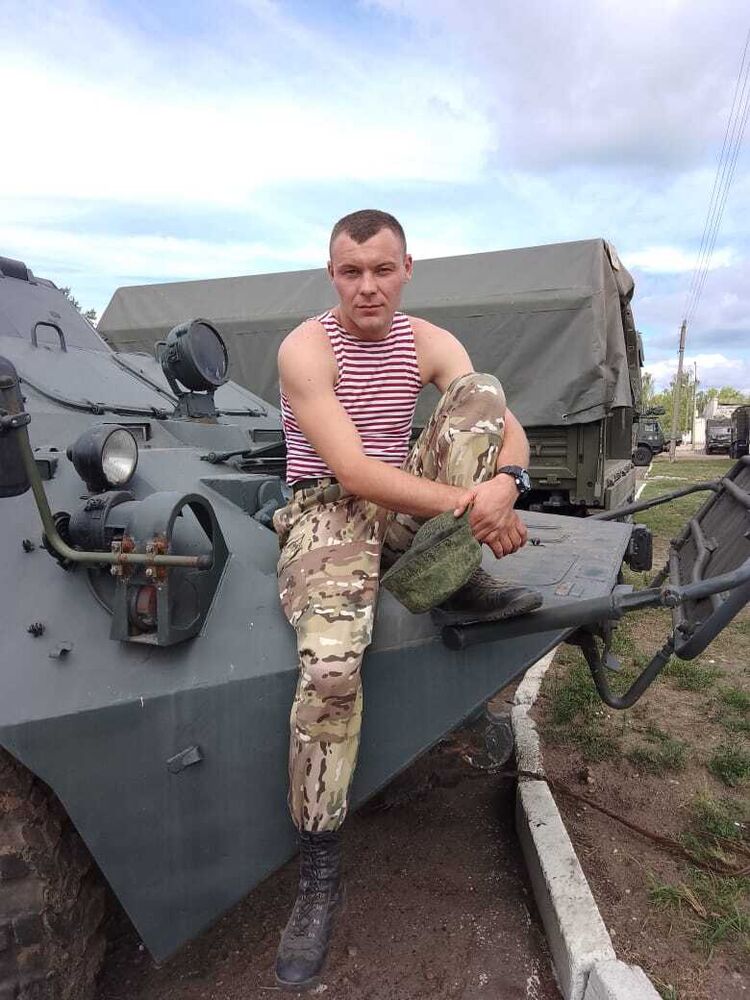  29678361  Daniil, 28 ,    