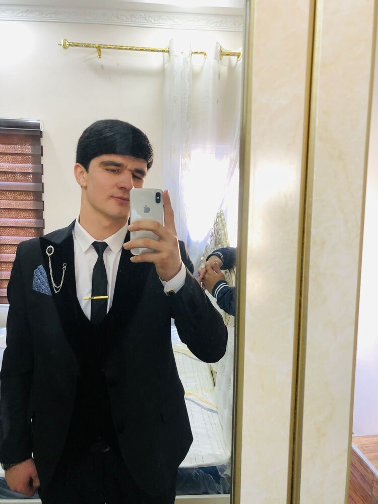  43851731  , 23 ,    
