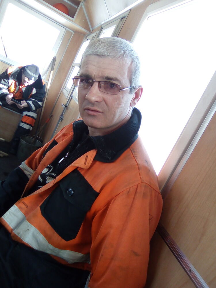  9317381  , 54 ,    -