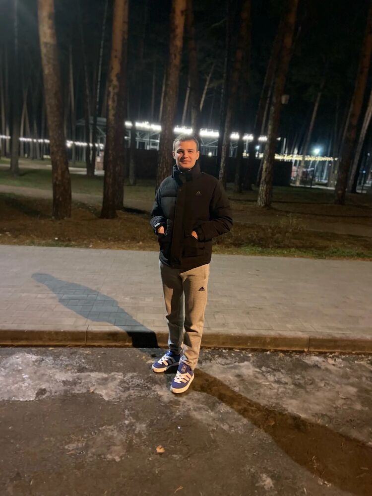  39185741  , 23 ,    