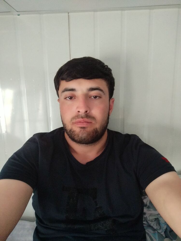  45538401  Azamat, 24 ,    