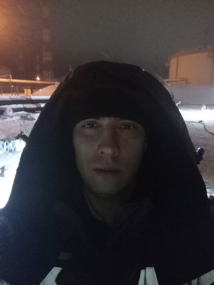  15018481  , 38 ,    