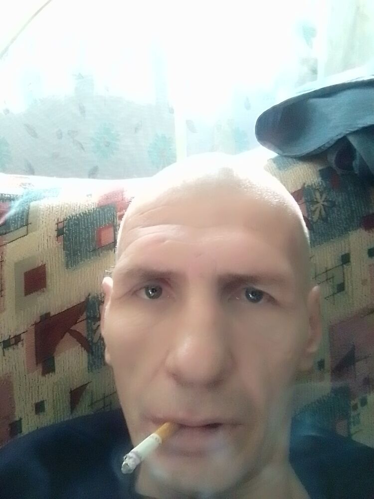  44466171  Jak Vorobei, 48 ,    