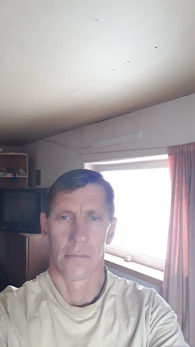  20584401  , 53 ,    