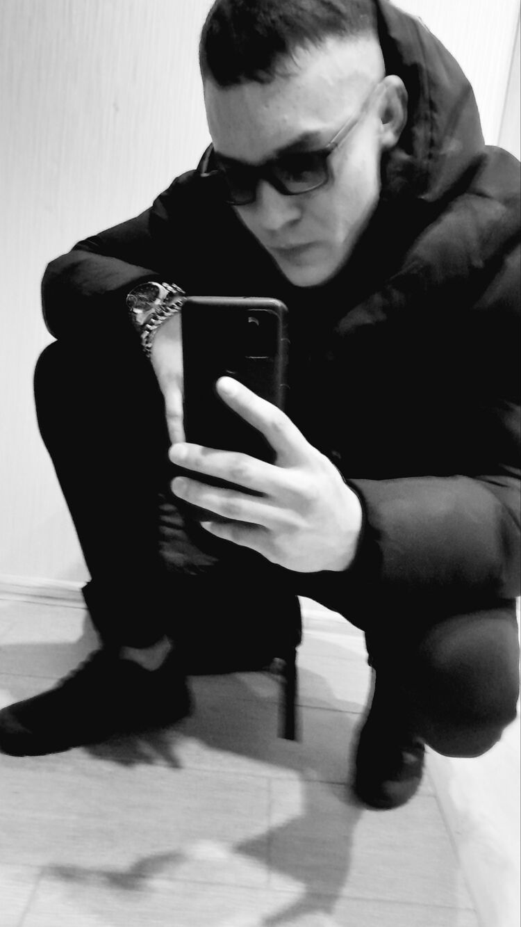  28870851  Rayan, 31 ,    