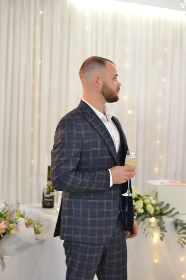 ���� 28933161 ������� �������, 32 ����, ���� ���������� � ����������